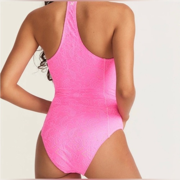 LoveShackFancy x Hurley suit - Picture 3 of 11